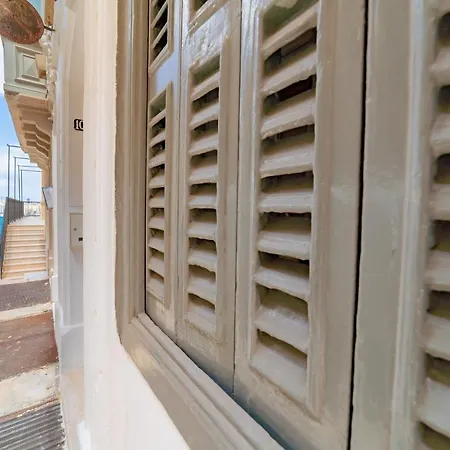 Townhouse * Valletta