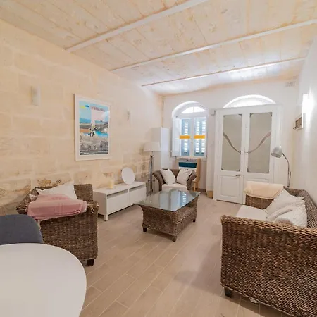 Townhouse * Valletta