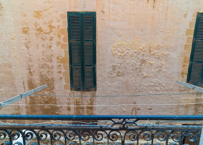 Townhouse Apartment Valletta